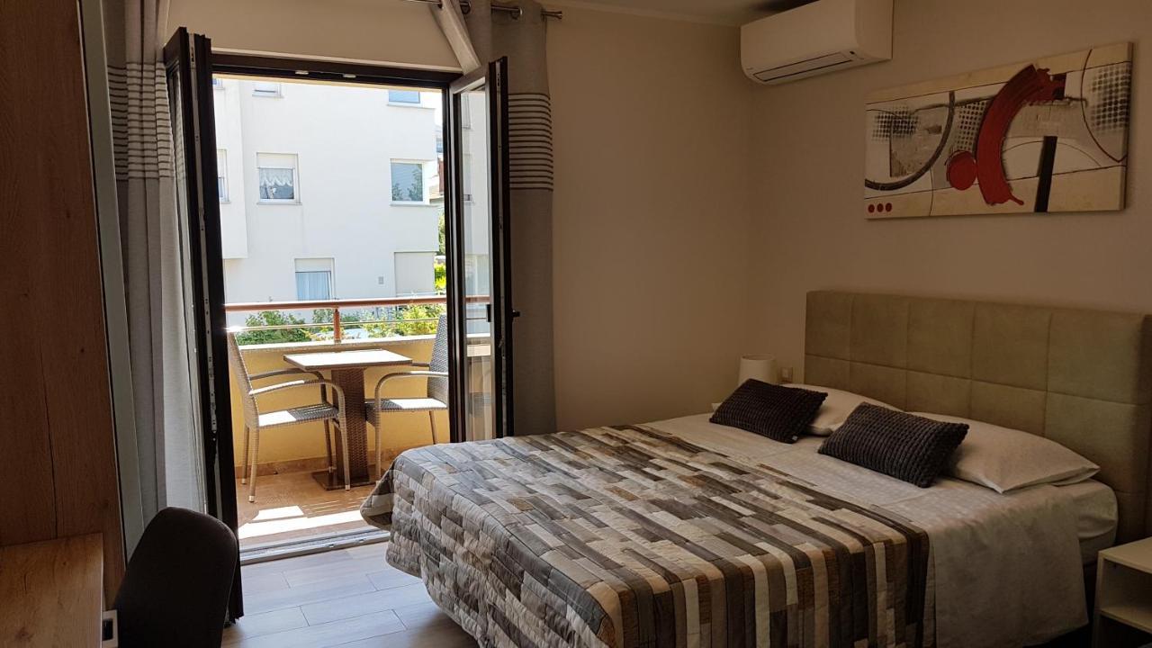 רוביני Apartments Alea מראה חיצוני תמונה