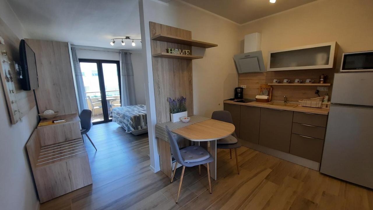 רוביני Apartments Alea מראה חיצוני תמונה