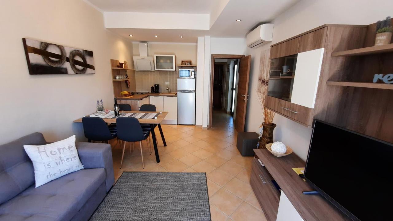 רוביני Apartments Alea מראה חיצוני תמונה