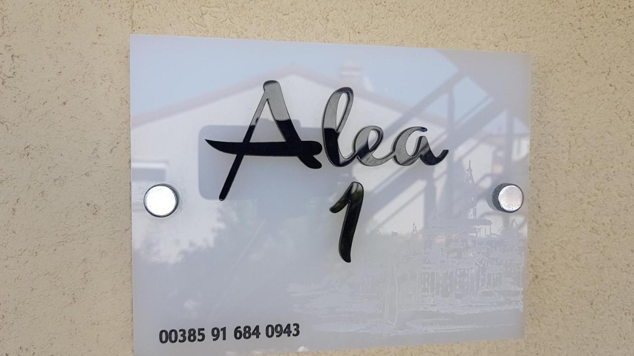 רוביני Apartments Alea מראה חיצוני תמונה